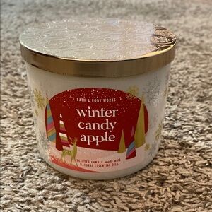 Bath & Body Works Winter Candy Apple Scented Candle - White